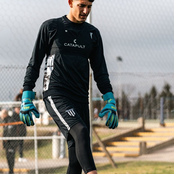 Goalkeeper Kit (Long Sleeve) Goalkeeper Kit (Long Sleeve)
